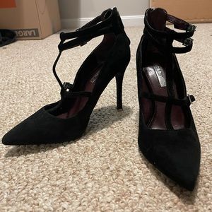 BCBG black pumps heels